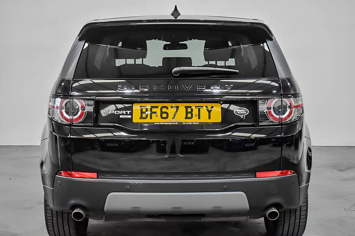 Used 2017 Land Rover Discovery Sport Hse Black Black - Interior and Exterior details 7