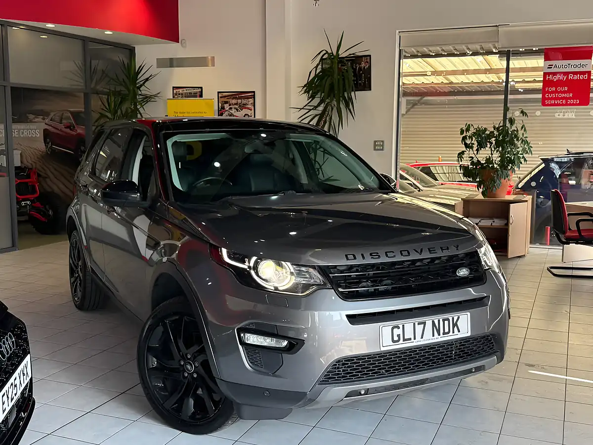 Used 2017 Land Rover Discovery Sport Hse Black Grey - Front View