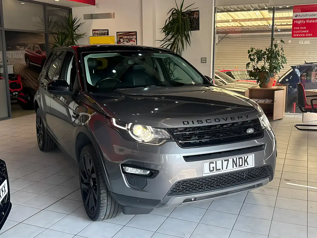 Used 2017 Land Rover Discovery Sport Hse Black Grey - Interior and Exterior details 2