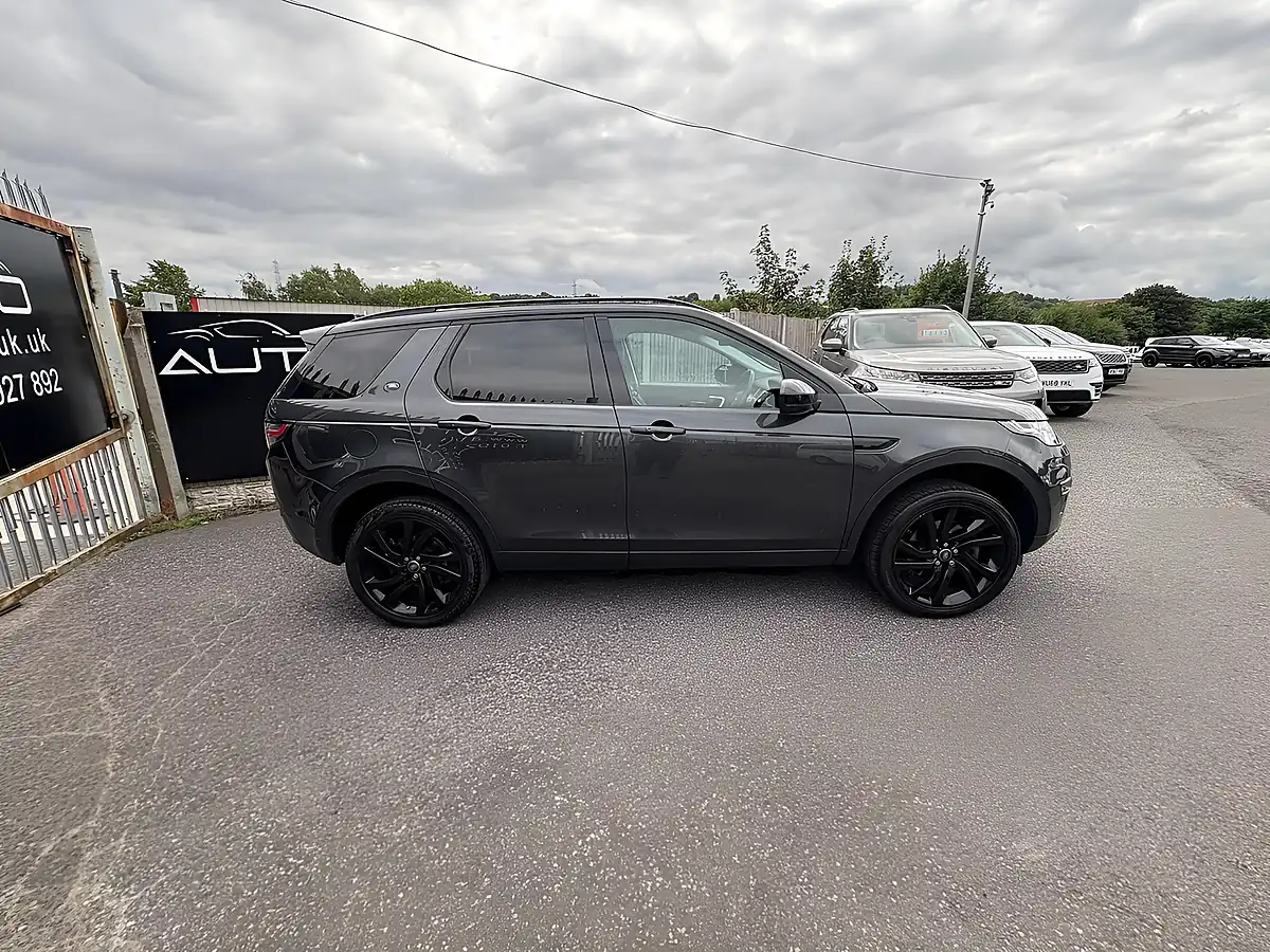 Used 2017 Land Rover Discovery Sport Hse Black Grey - Interior and Exterior details 10