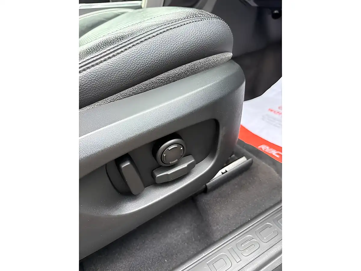 Used 2017 Land Rover Discovery Sport Hse Black Grey - Interior and Exterior details 17