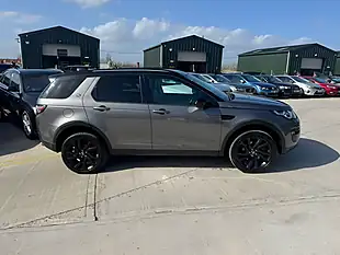 Used 2017 Land Rover Discovery Sport Hse Black Grey - Interior and Exterior details 11