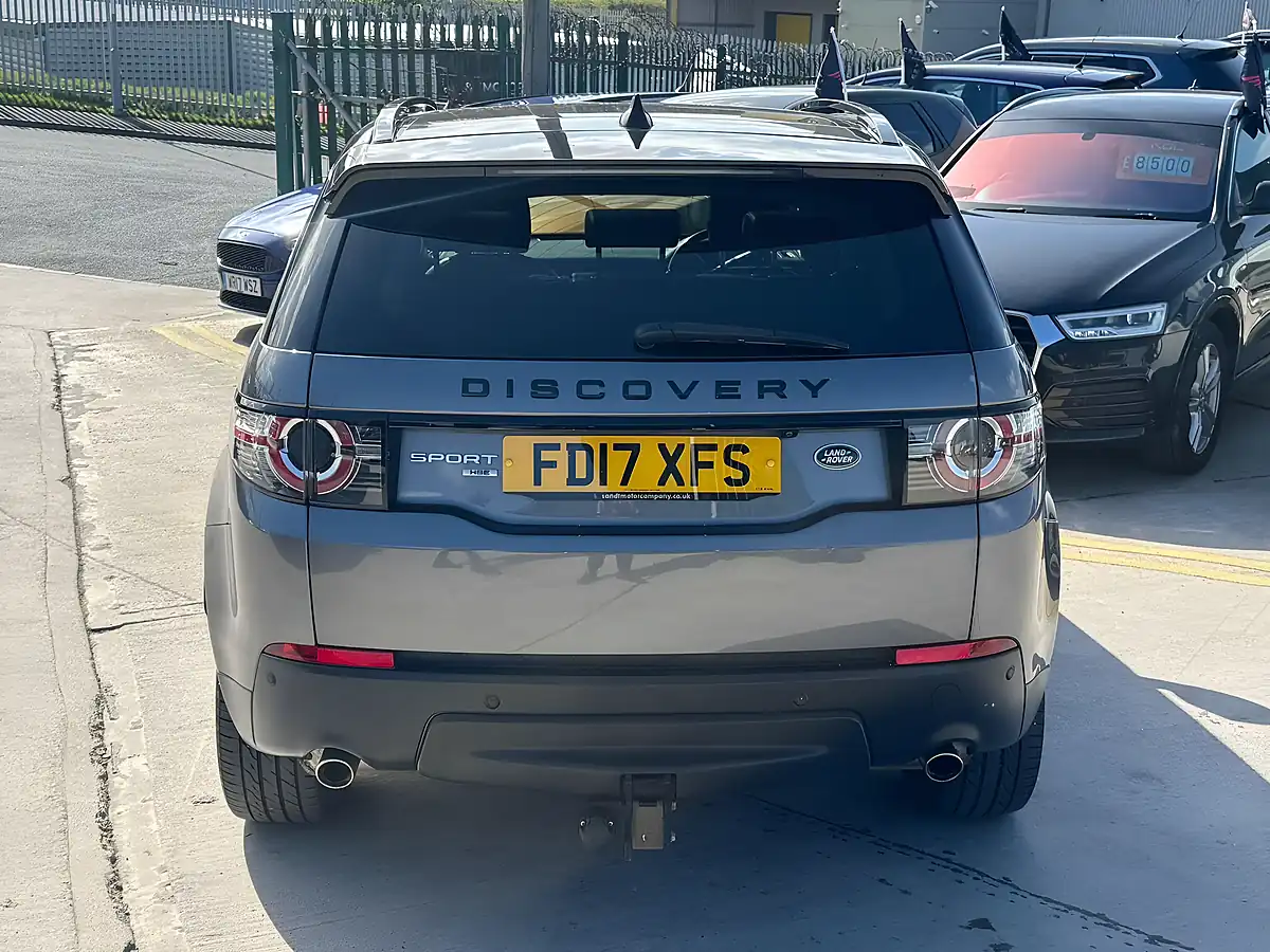Used 2017 Land Rover Discovery Sport Hse Black Grey - Interior and Exterior details 9