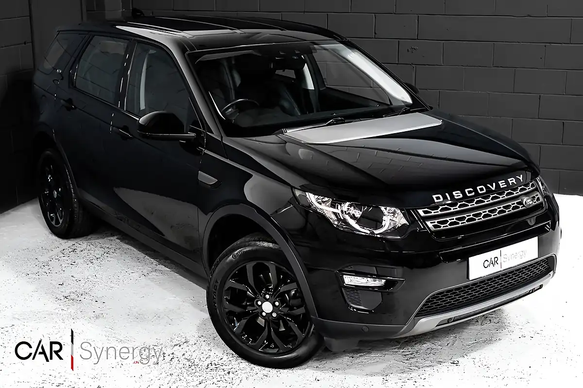 Used 2017 Land Rover Discovery Sport Hse Black - Front View