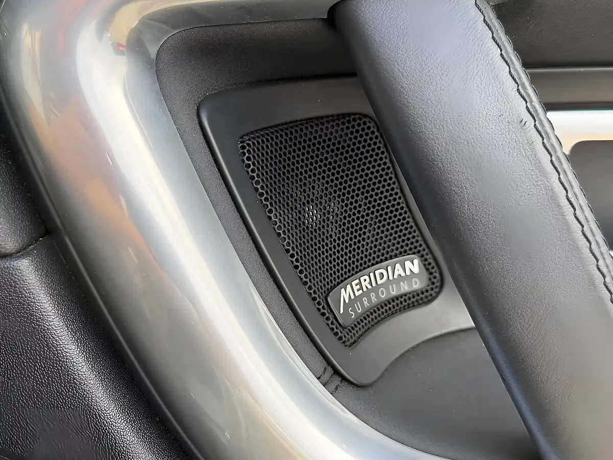 Used 2017 Land Rover Discovery Sport Hse Black - Interior and Exterior details 11