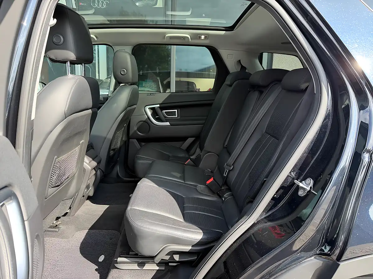 Used 2017 Land Rover Discovery Sport Hse Black - Interior and Exterior details 17