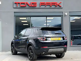 Used 2017 Land Rover Discovery Sport Hse Black - Interior and Exterior details 5