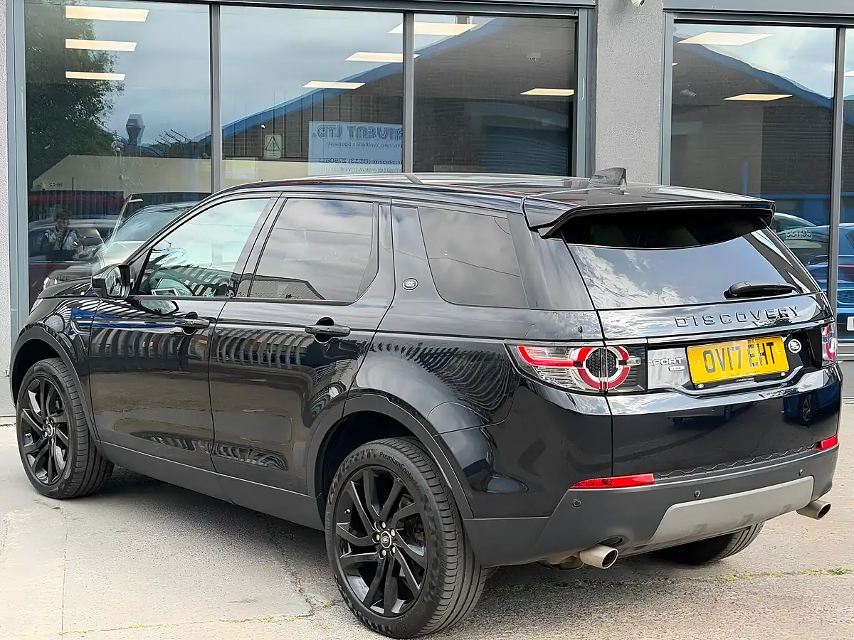 Used 2017 Land Rover Discovery Sport Hse Black - Interior and Exterior details 6