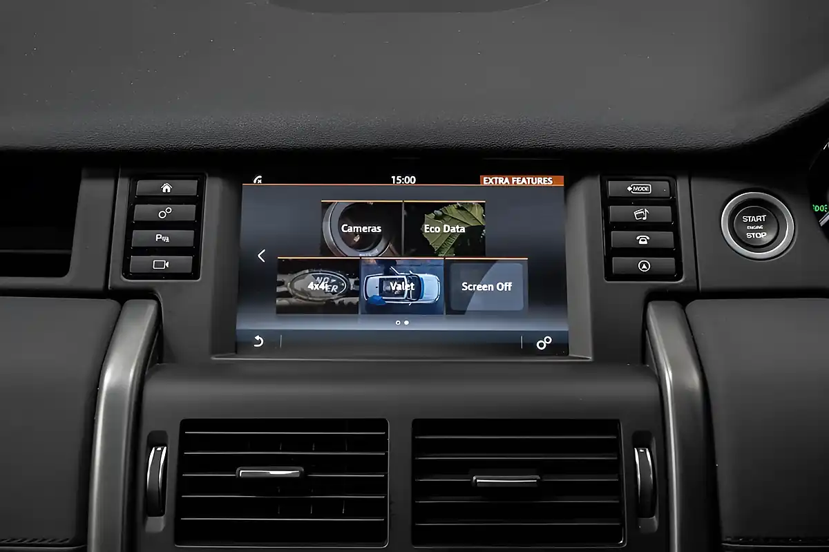 Used 2017 Land Rover Discovery Sport Hse Black - Interior and Exterior details 16