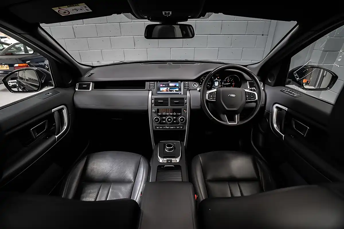 Used 2017 Land Rover Discovery Sport Hse Black - Interior and Exterior details 2