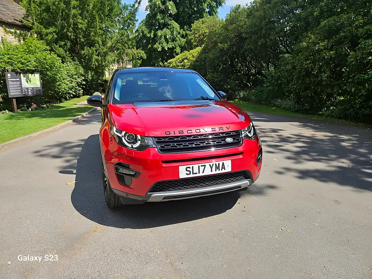 Used 2017 Land Rover Discovery Sport Hse Black Red - Interior and Exterior details 10