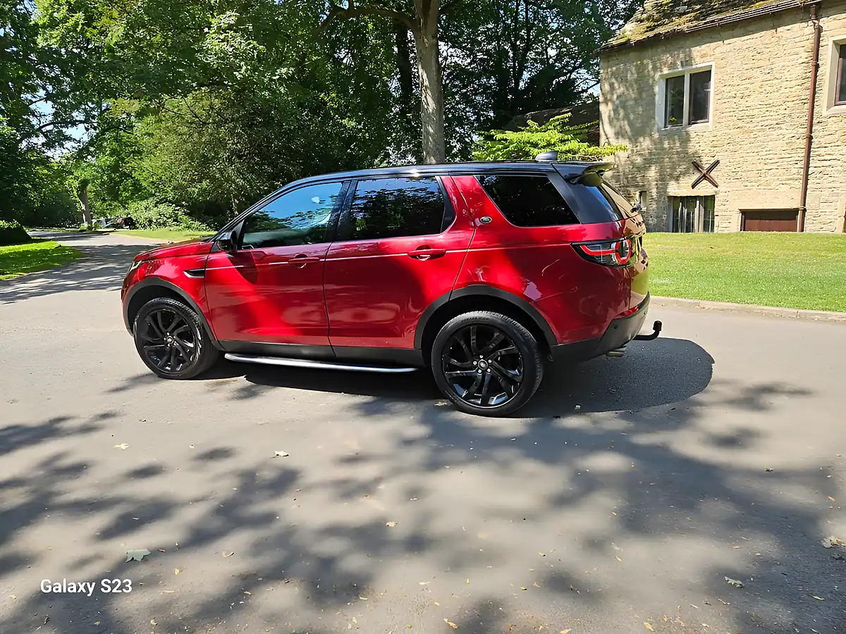 Used 2017 Land Rover Discovery Sport Hse Black Red - Interior and Exterior details 15