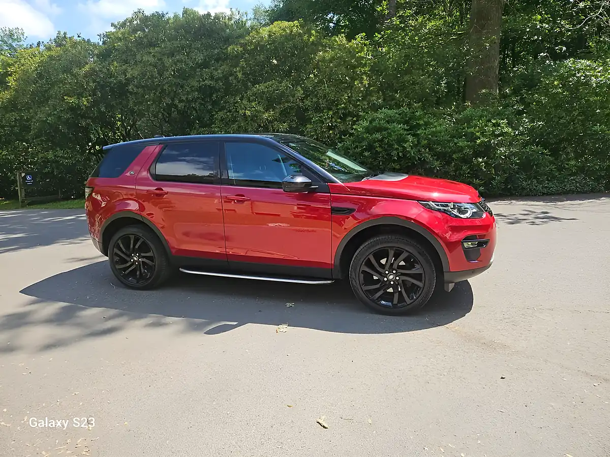 Used 2017 Land Rover Discovery Sport Hse Black Red - Interior and Exterior details 3