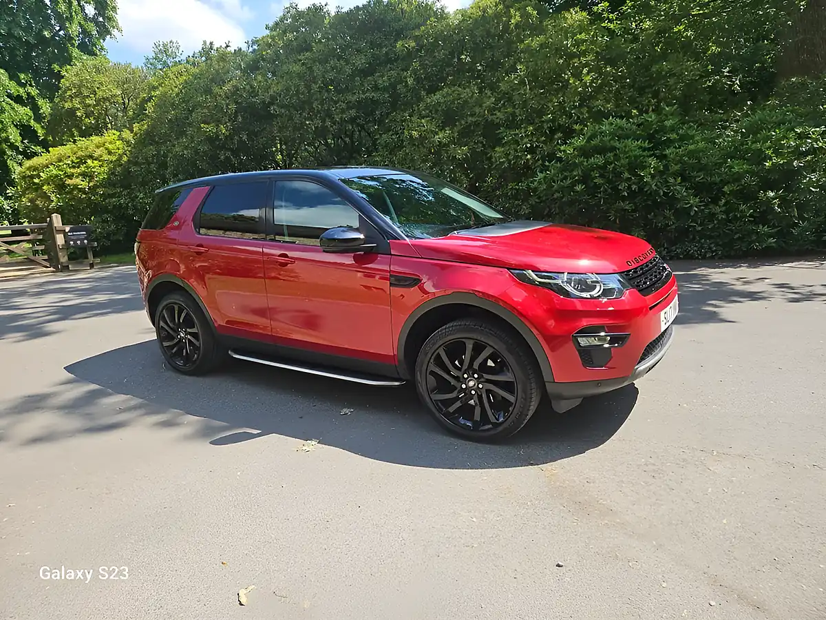 Used 2017 Land Rover Discovery Sport Hse Black Red - Interior and Exterior details 5