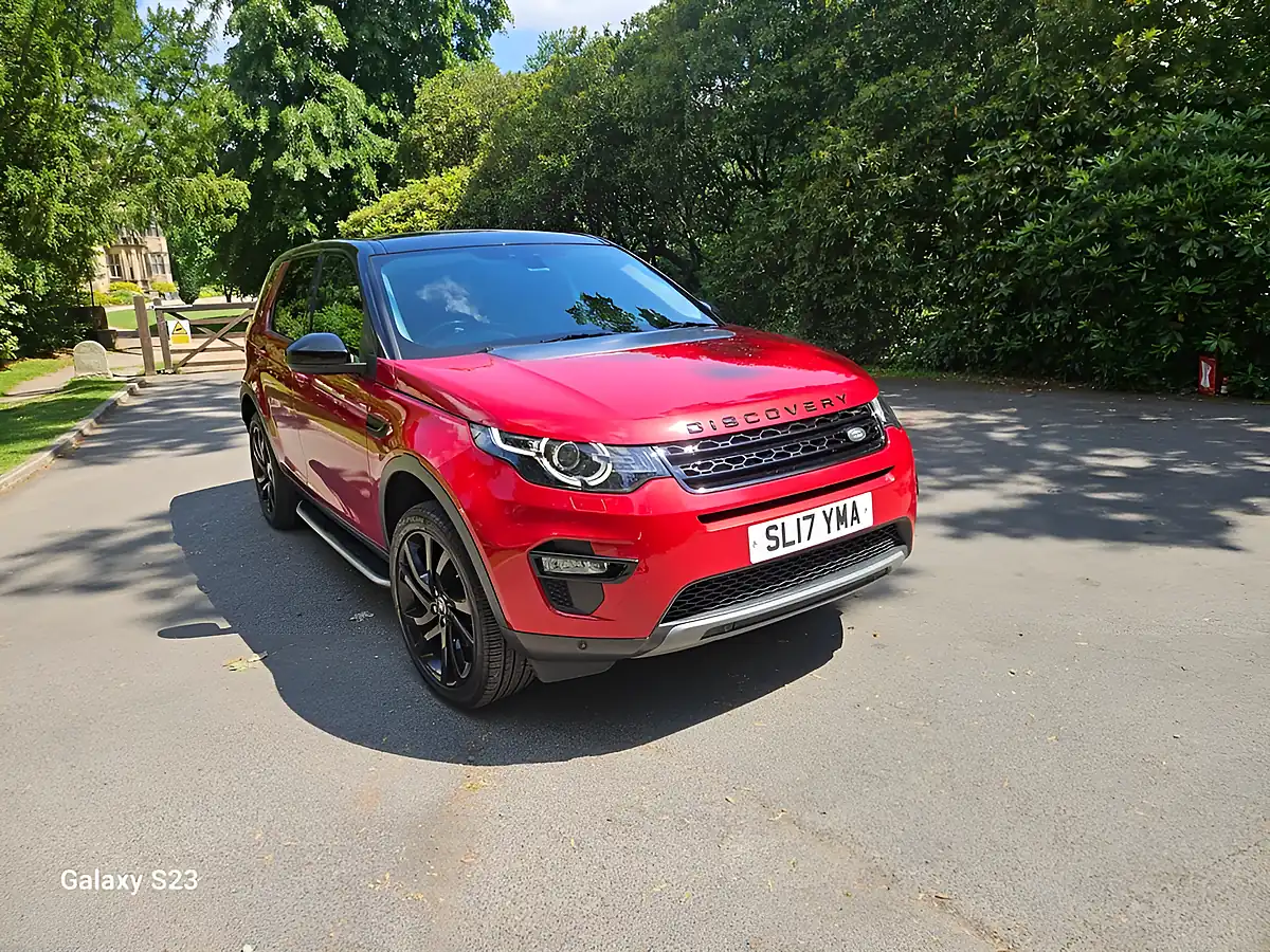 Used 2017 Land Rover Discovery Sport Hse Black Red - Interior and Exterior details 9