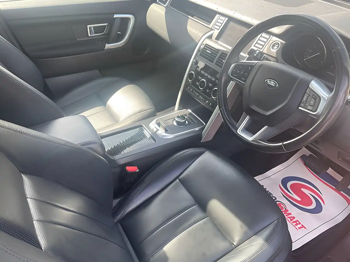 Used 2017 Land Rover Discovery Sport Hse Black Red - Interior and Exterior details 10
