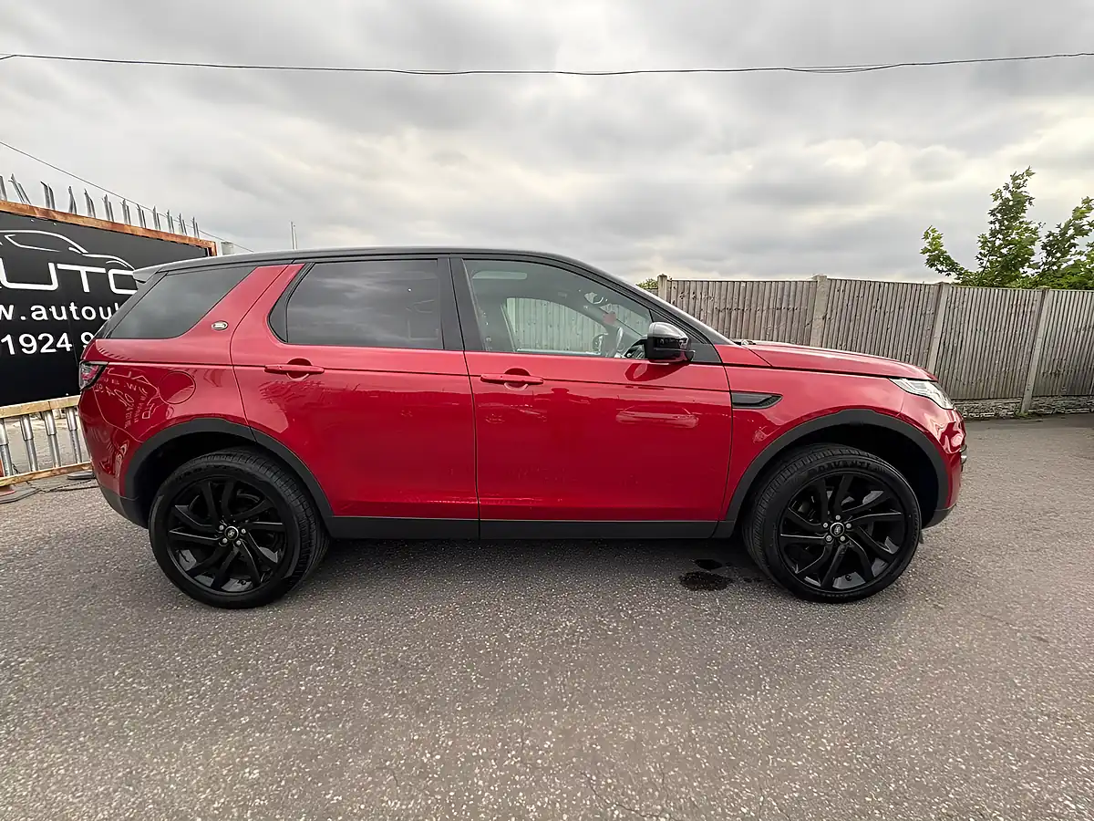 Used 2017 Land Rover Discovery Sport Hse Black Red - Interior and Exterior details 10