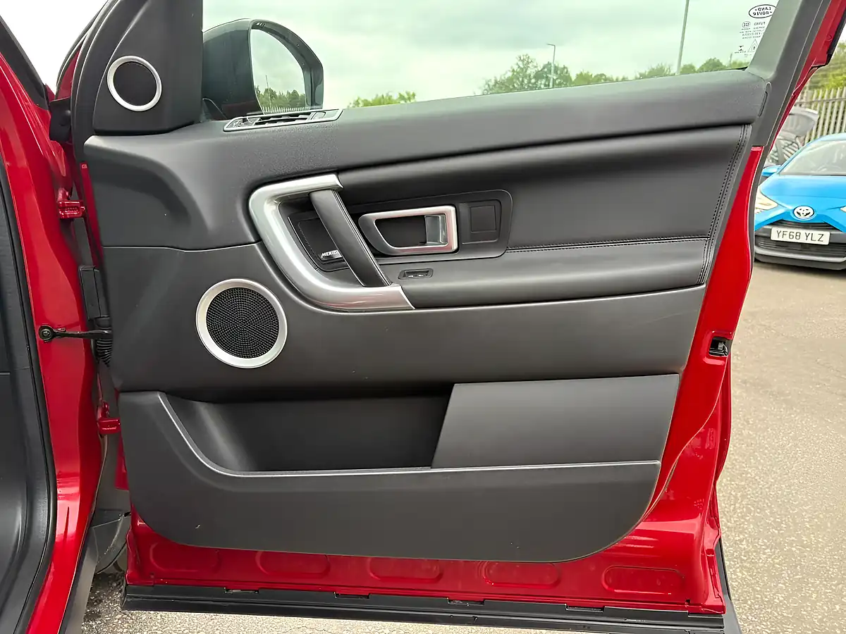 Used 2017 Land Rover Discovery Sport Hse Black Red - Interior and Exterior details 11
