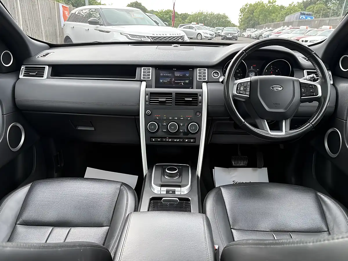 Used 2017 Land Rover Discovery Sport Hse Black Red - Interior and Exterior details 16