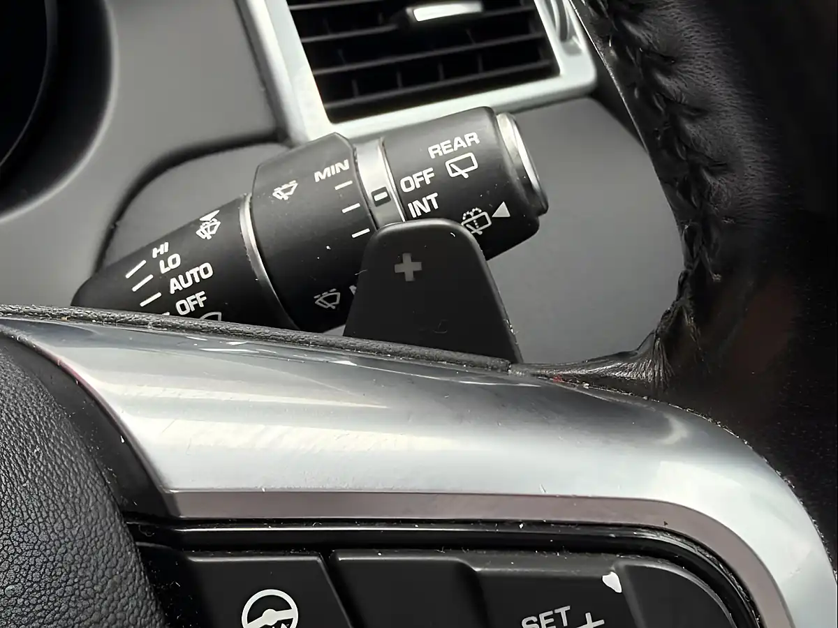 Used 2017 Land Rover Discovery Sport Hse Black White - Interior and Exterior details 11