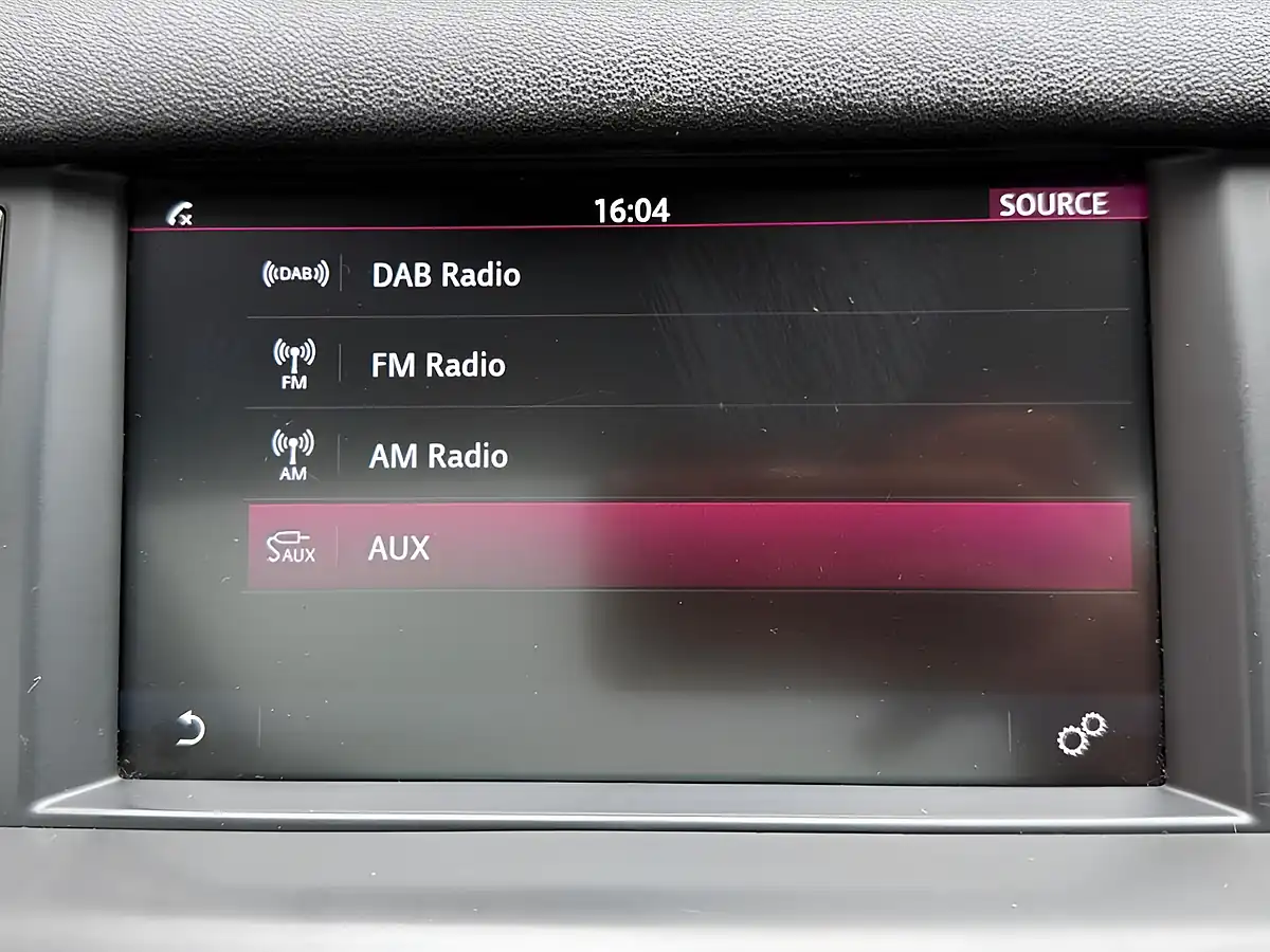 Used 2017 Land Rover Discovery Sport Hse Black White - Interior and Exterior details 13