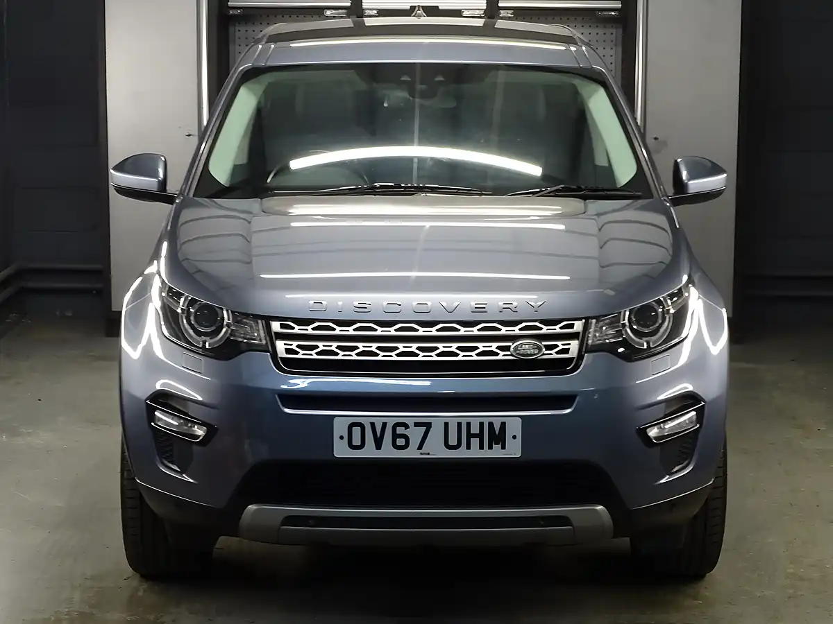 Used 2017 Land Rover Discovery Sport Hse Byron Blue Metallic - Interior and Exterior details 8