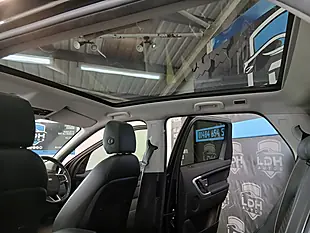 Used 2017 Land Rover Discovery Sport Hse Dynamic Lux Black - Interior and Exterior details 17