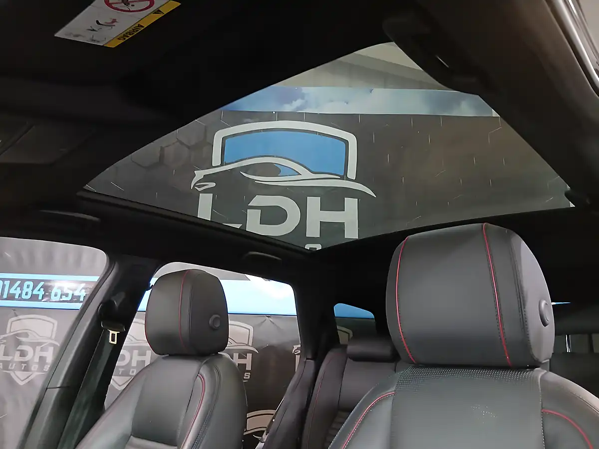 Used 2017 Land Rover Discovery Sport Hse Dynamic Lux Black - Interior and Exterior details 10