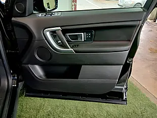 Used 2017 Land Rover Discovery Sport Hse Dynamic Lux Black - Interior and Exterior details 17