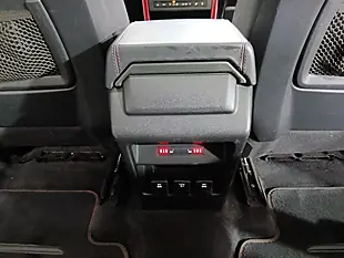 Used 2017 Land Rover Discovery Sport Hse Dynamic Lux Black - Interior and Exterior details 18