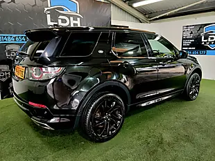 Used 2017 Land Rover Discovery Sport Hse Dynamic Lux Black - Interior and Exterior details 3