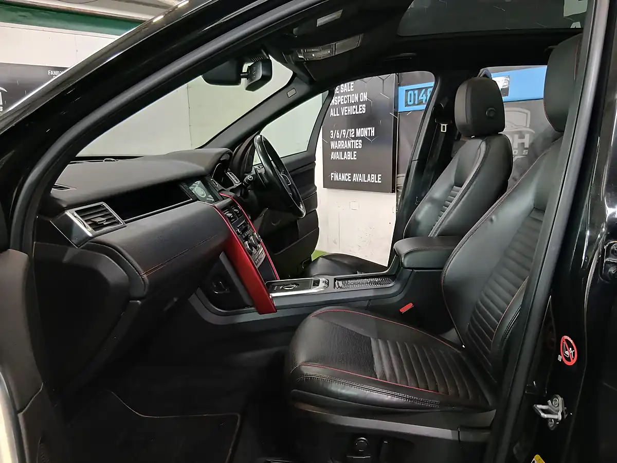 Used 2017 Land Rover Discovery Sport Hse Dynamic Lux Black - Interior and Exterior details 9