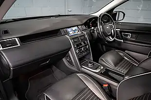 Used 2017 Land Rover Discovery Sport Hse Dynamic Lux Grey - Interior and Exterior details 11
