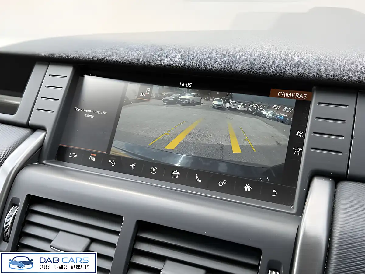 Used 2017 Land Rover Discovery Sport Hse Dynamic Lux Grey - Interior and Exterior details 16
