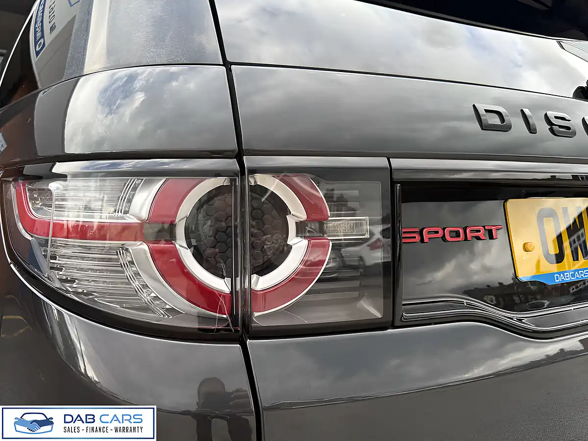 Used 2017 Land Rover Discovery Sport Hse Dynamic Lux Grey - Interior and Exterior details 19
