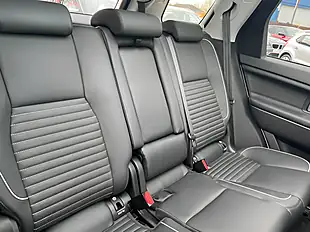 Used 2017 Land Rover Discovery Sport Hse Dynamic Lux White - Interior and Exterior details 14
