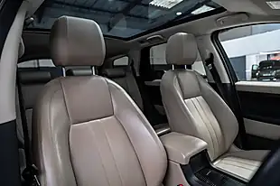 Used 2017 Land Rover Discovery Sport Hse Green - Interior and Exterior details 10