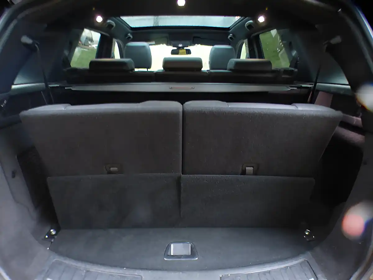 Used 2017 Land Rover Discovery Sport Hse Grey - Interior and Exterior details 11