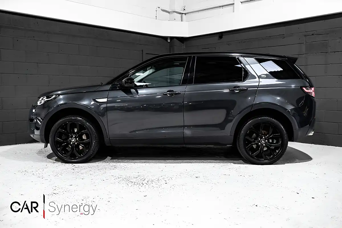 Used 2017 Land Rover Discovery Sport Hse Grey - Interior and Exterior details 4