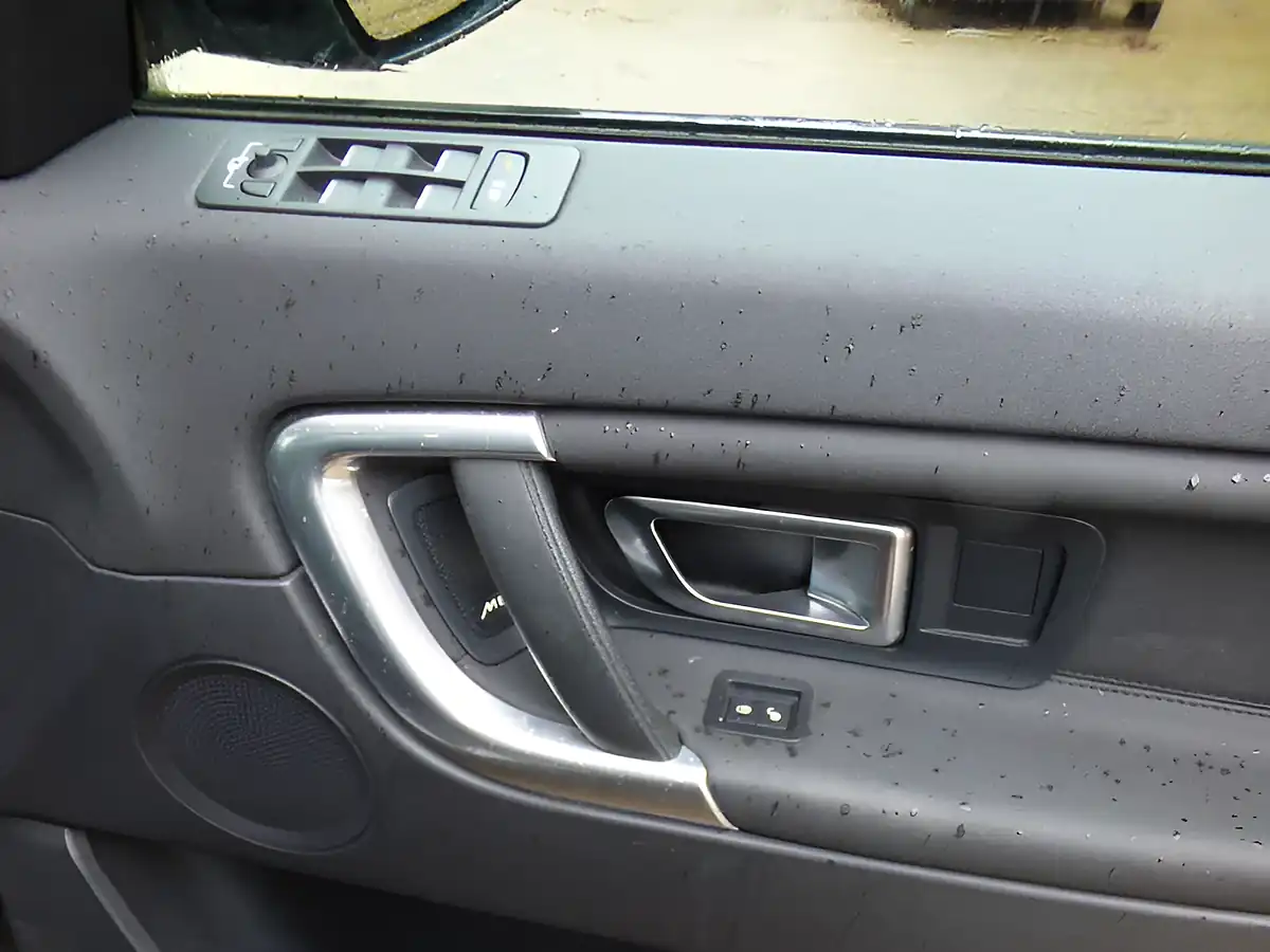 Used 2017 Land Rover Discovery Sport Hse Grey - Interior and Exterior details 6