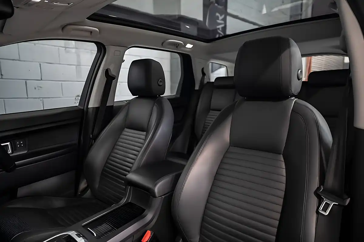Used 2017 Land Rover Discovery Sport Hse Luxury Black - Interior and Exterior details 11