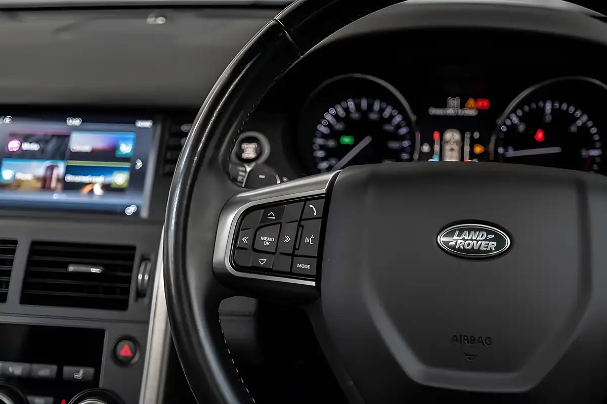 Used 2017 Land Rover Discovery Sport Hse Luxury Black - Interior and Exterior details 14