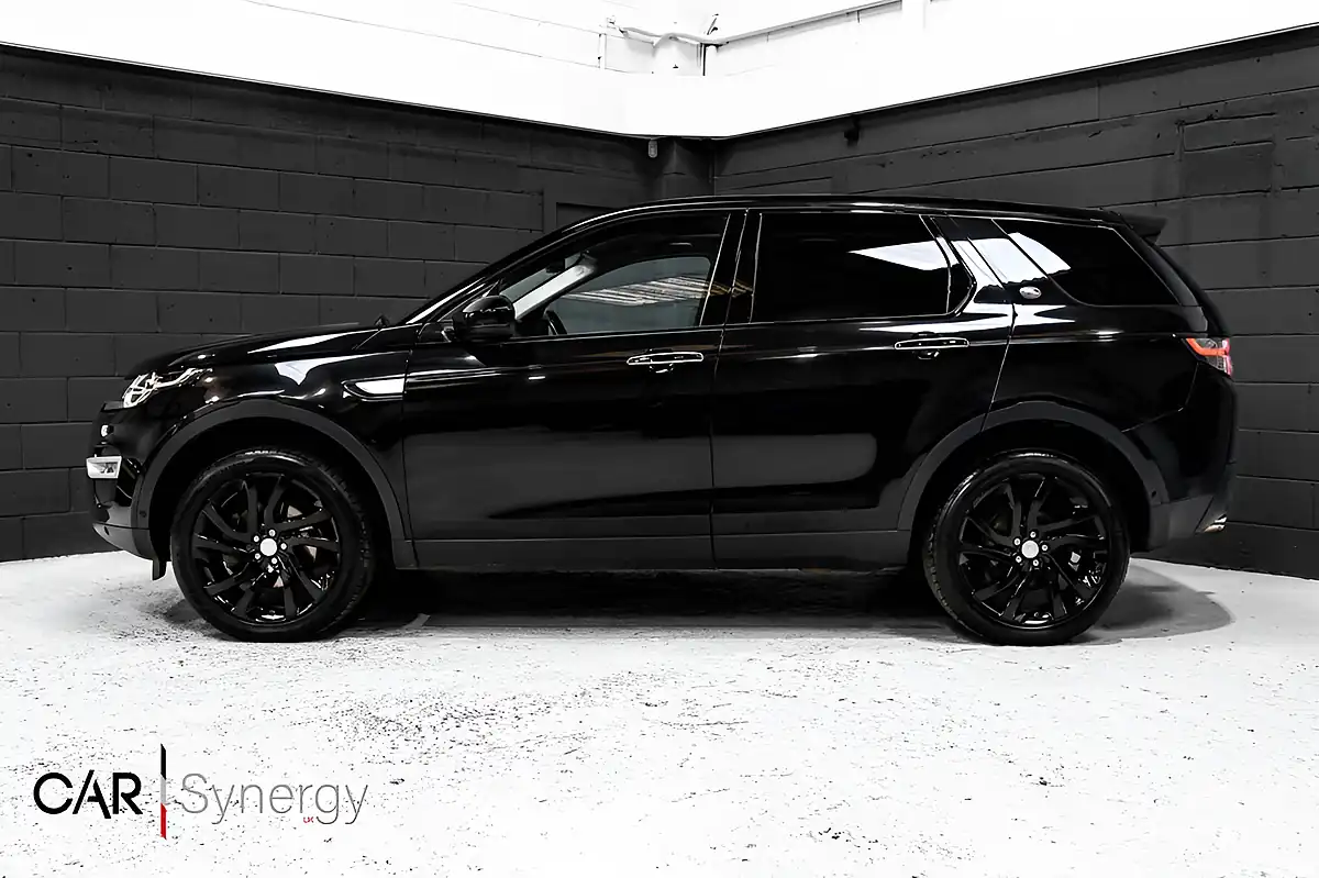Used 2017 Land Rover Discovery Sport Hse Luxury Black - Interior and Exterior details 4