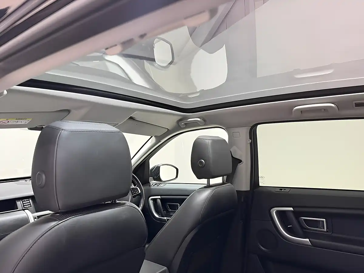 Used 2017 Land Rover Discovery Sport Hse Luxury Black - Interior and Exterior details 5