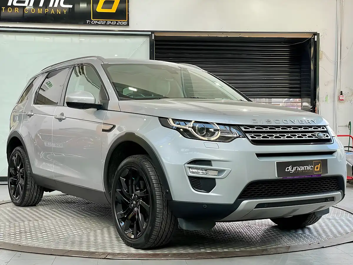 Used 2017 Land Rover Discovery Sport Hse Luxury Silver - Interior and Exterior details 2