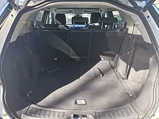 Used 2017 Land Rover Discovery Sport Hse White - Interior and Exterior details 14
