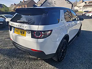 Used 2017 Land Rover Discovery Sport Hse White - Interior and Exterior details 7