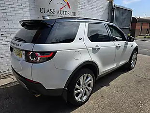 Used 2017 Land Rover Discovery Sport Hse White - Interior and Exterior details 11