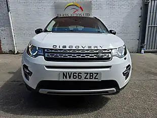 Used 2017 Land Rover Discovery Sport Hse White - Interior and Exterior details 2