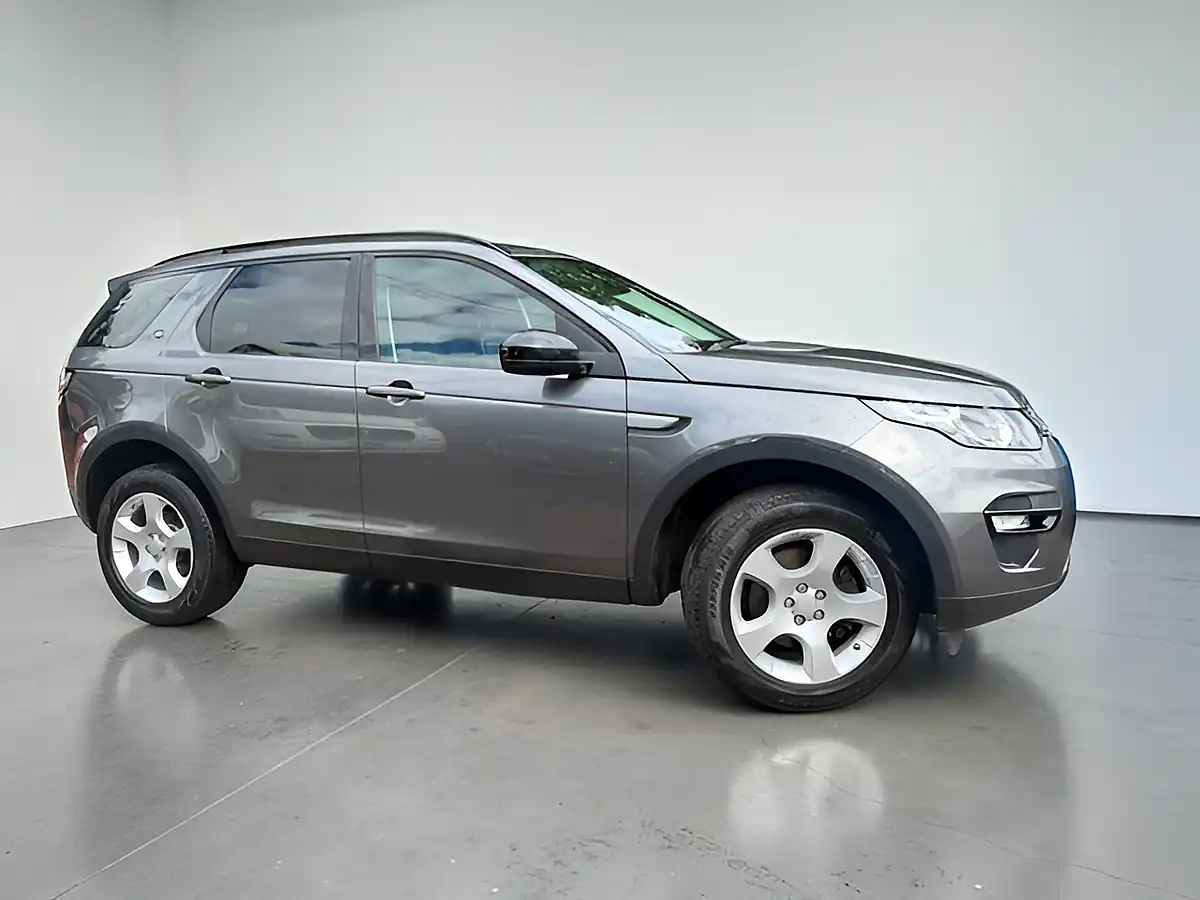 Used 2017 Land Rover Discovery Sport Pure Edition Grey - Front View